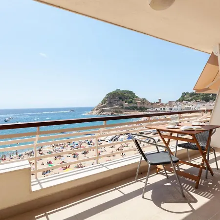 Appartamento Lets Holidays Sea Views On The *